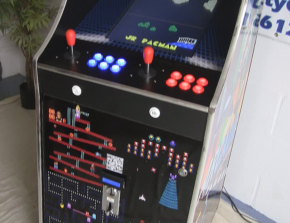 Bitcoin arcade machine
