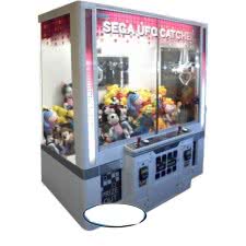 Sega UFO Catcher - Hello Kitty Crane Machine