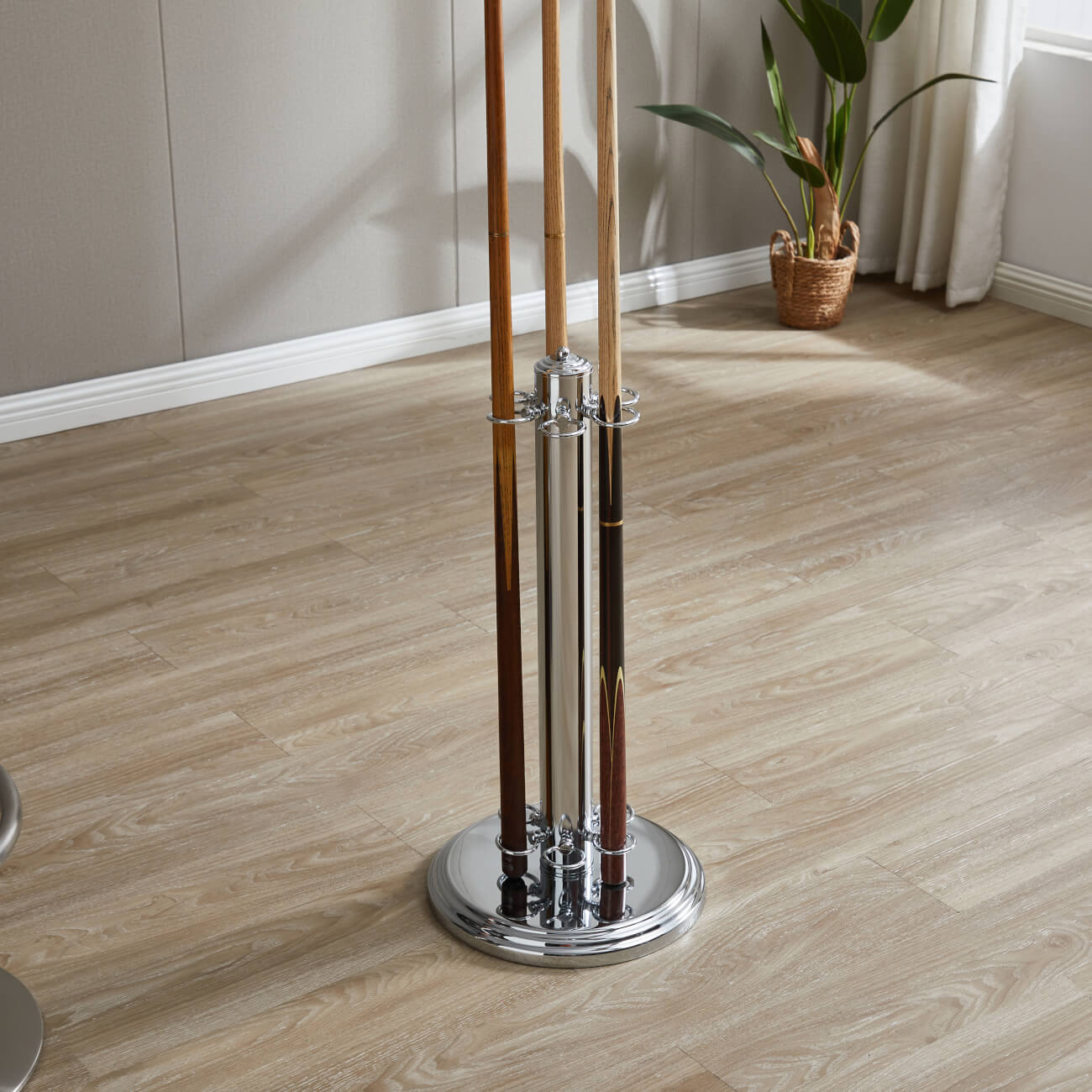 Strikeworth Chrome Tower Cue Stand For 6 Cues