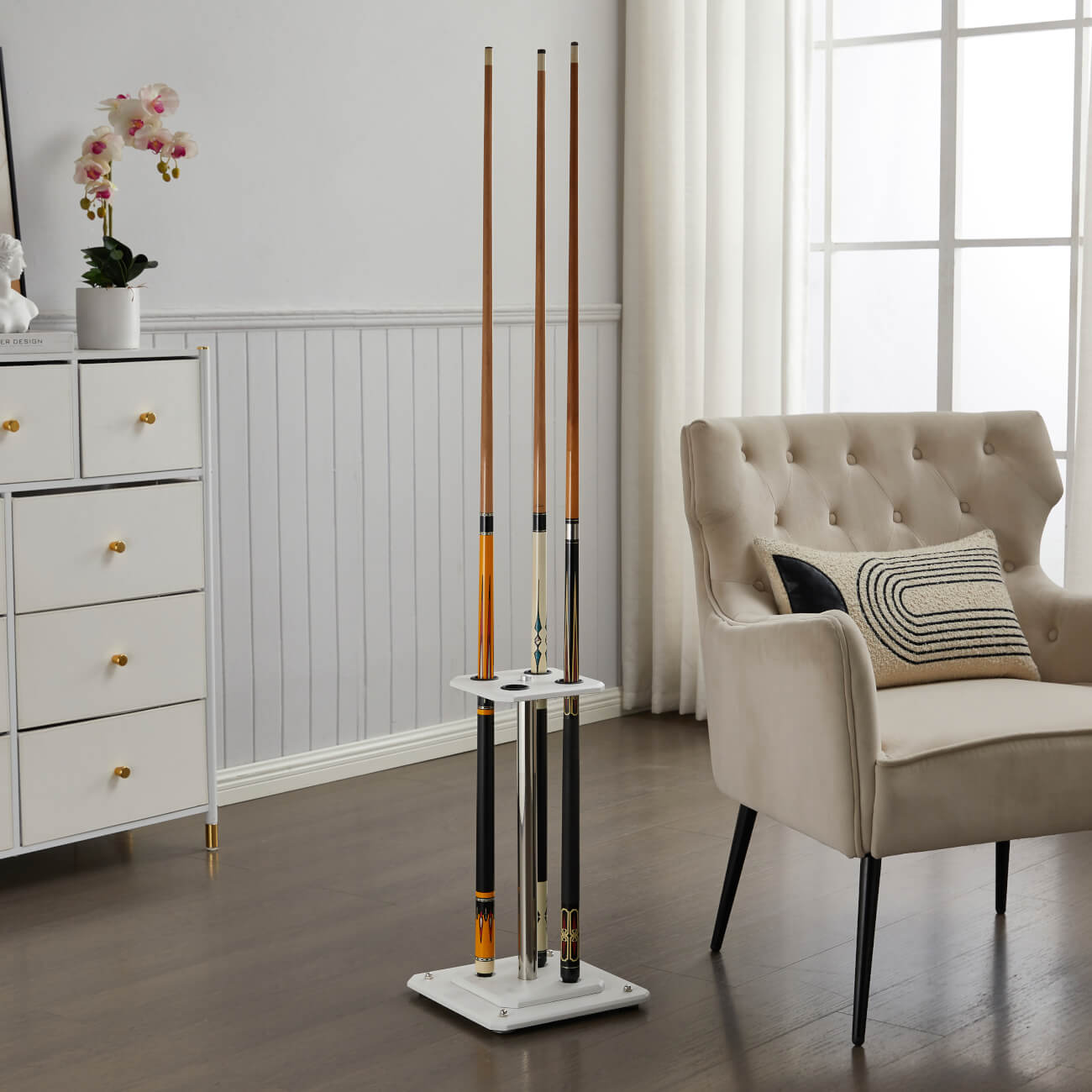 Slim Cue Stand For 4 Cues