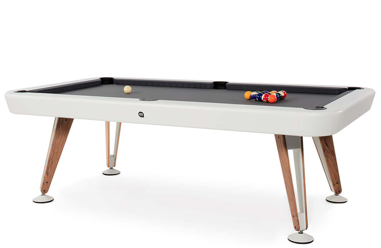 Graded Stock: RS Barcelona Diagonal American Pool Dining Table