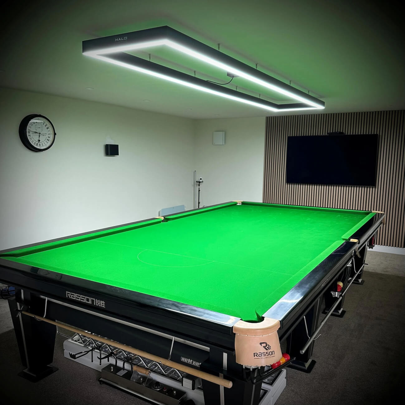 8 Ball Direct Halo 320 LED Snooker Table Light