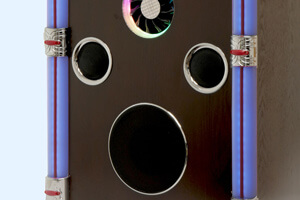 The Jive swing 90 jukebox speakers.