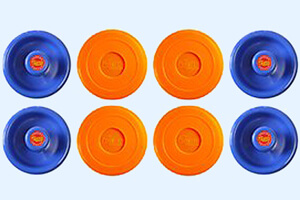 Accessories supplied with the Wik Gold air hockey