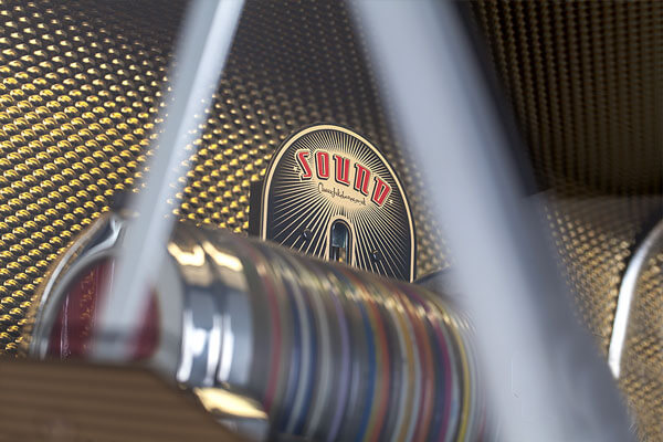 The Rocket CD Jukebox 80 Disc Mechanism