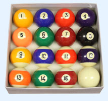 Set of spots and stripes pool balls