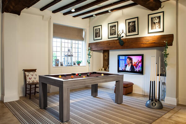 The Duo Milano piano black table