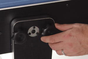 Easy to use ergonomic hand screws