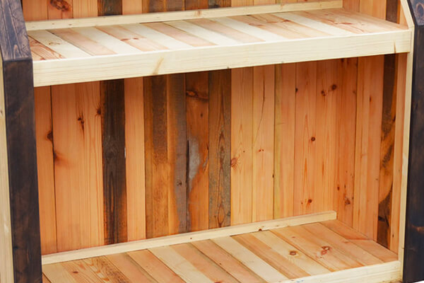 Storage for plenty of drinks.