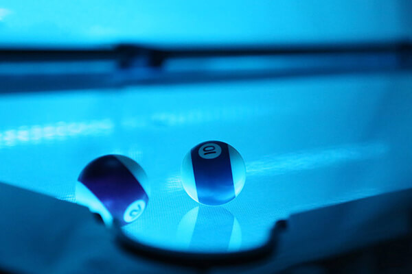 The G7 Luxury Glass Pool Table