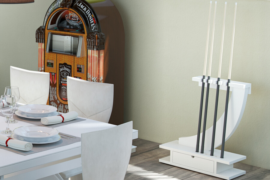 The cue rack included with the P40 table.