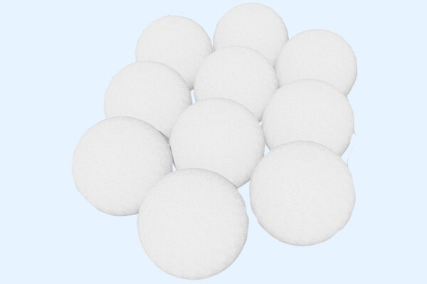 The balls supplied with the Zen football table