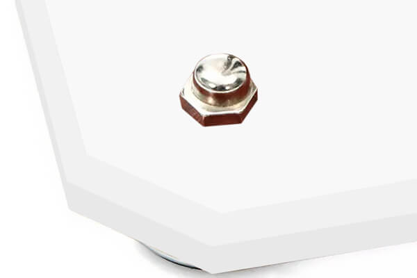 A close up shot of Slim Cue Stand screw.