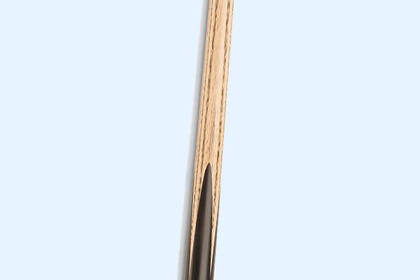 A close up shot of a Peradon Knight ¾ Jointed Snooker Cue