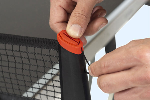 The Cornilleau 600X adjustable net.