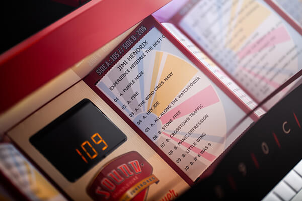 Dials on the Marshall Vinyl jukebox.