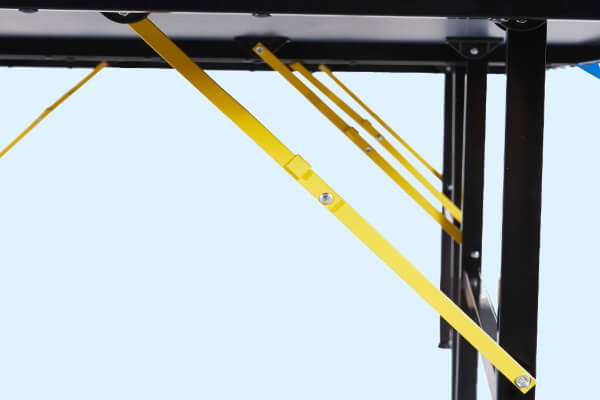 The SlimStore's locking struts.