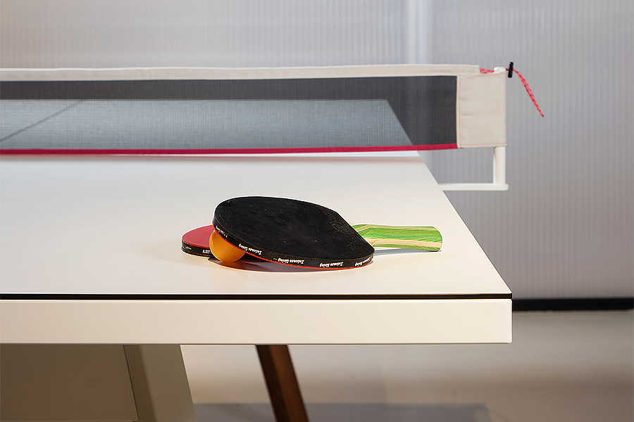 The You and Me Outdoor Ping Pong Table Close up.