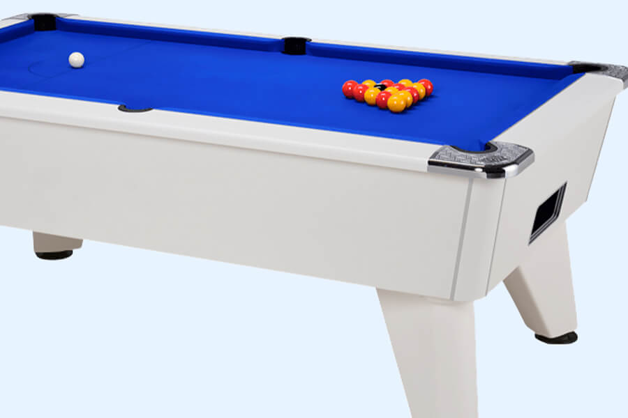 The Outback MR Outdoor pool table playsurface.
