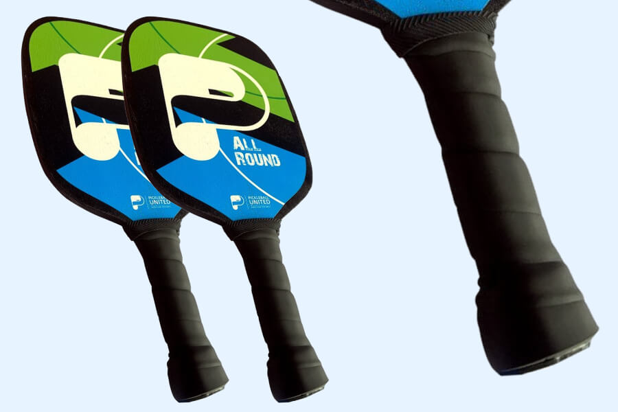 The Pickeball United All Round Paddle Bats.