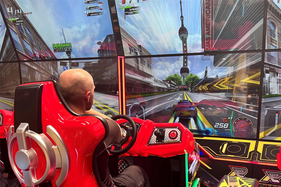 The Furious Speed DX arcade machine screen.