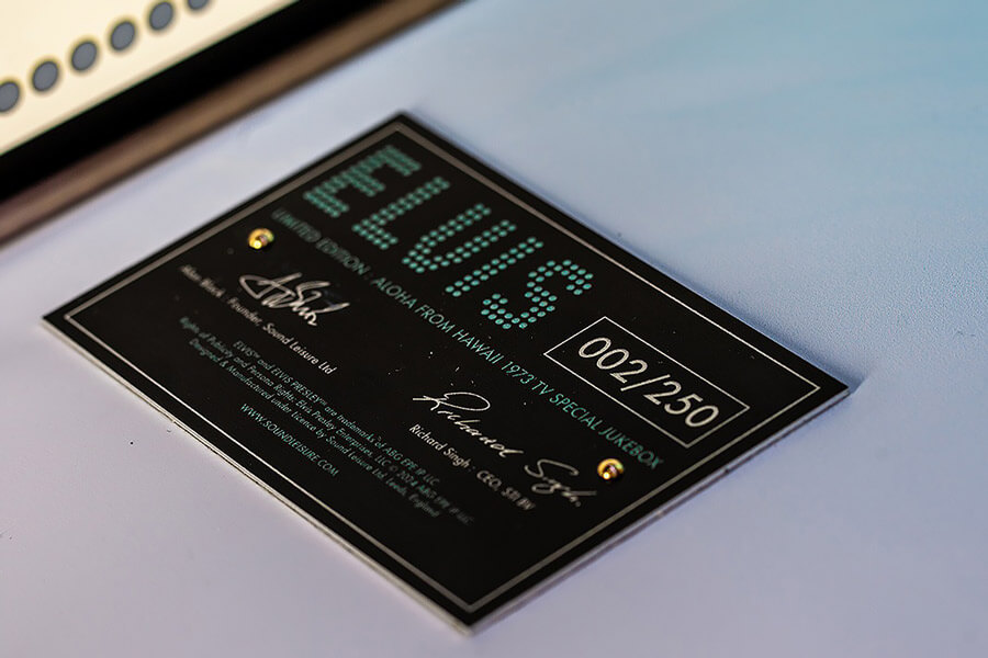 The Sound Leisure Elvis Presley 'Aloha from Hawaii' jukebox limited-edition plaque.