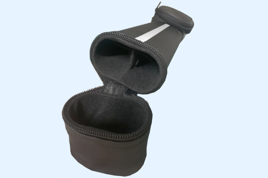 The zip cap on the Pureline Guard cue case.