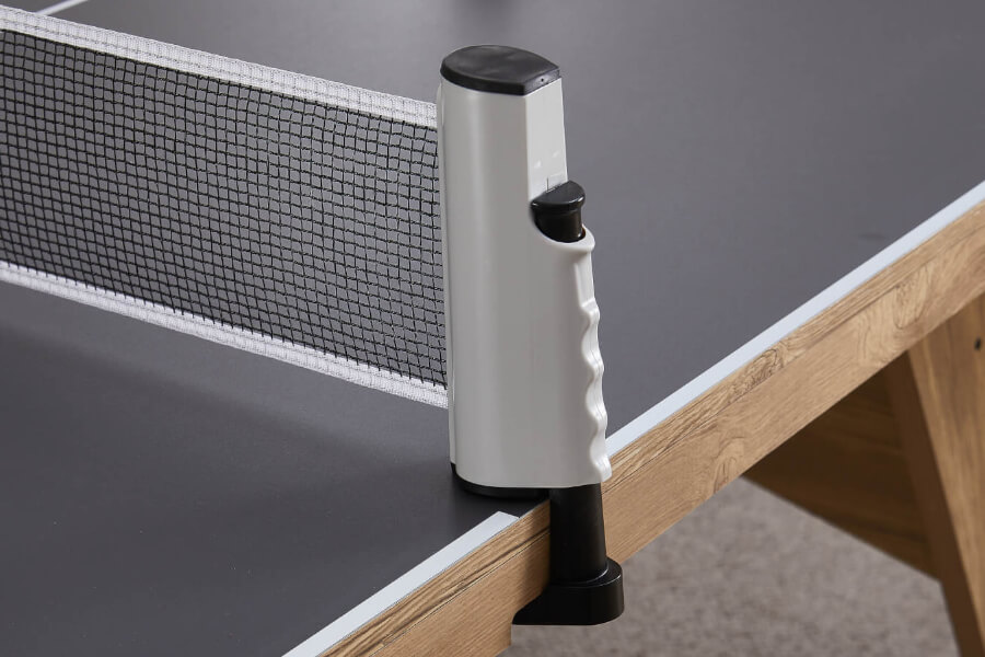 The Lifestyle table tennis table's retractable net.