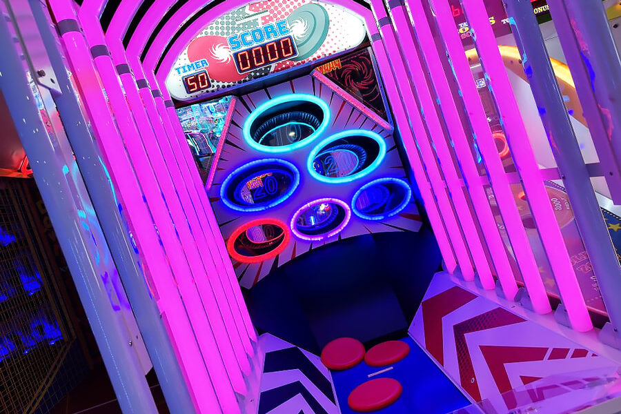 The Allstars Ultimate disc arcade machine.