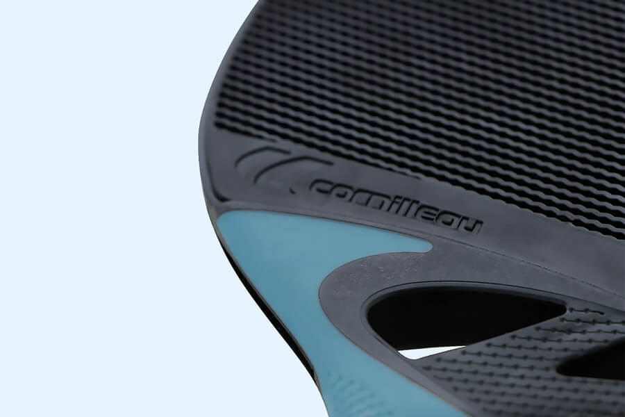 The Cornilleau Tacteo 50 bat close up.