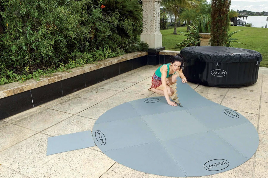 Laz-Y-Spa Round Floor Protector Mat.