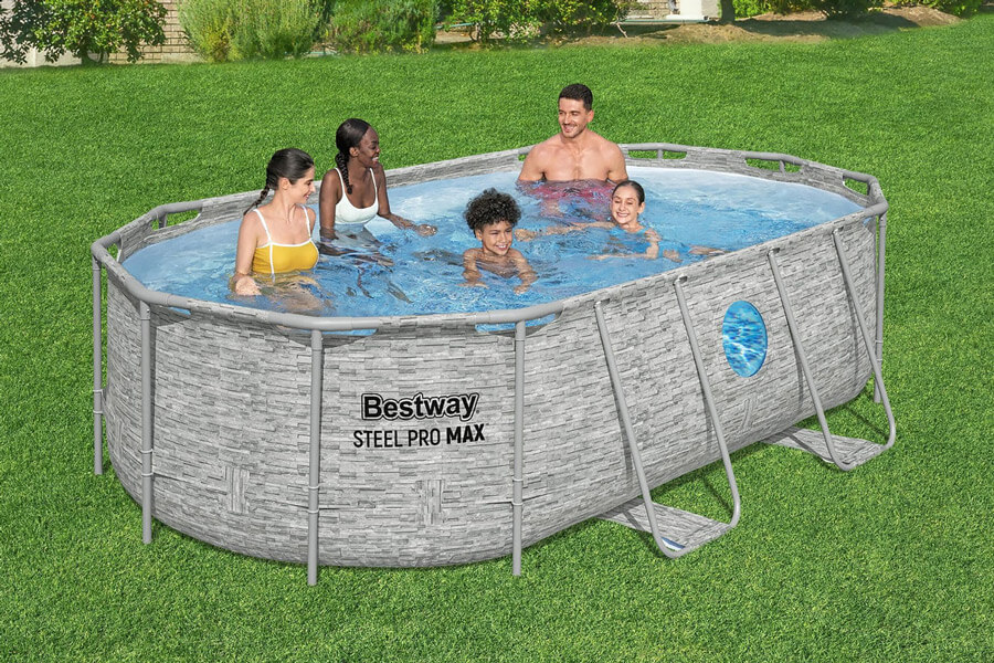 Family enjoying the Steel Pro Max Splashview Oval Pool.