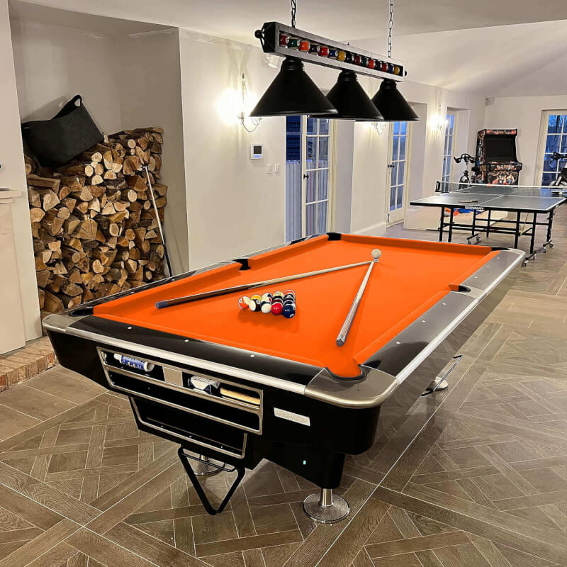 What is the difference between British and American pool?