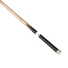 The Peradon Royal 58 Inches Three Quarters Snooker Cue.