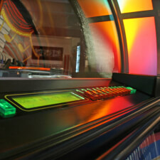 Bubbler walnut Jukebox details