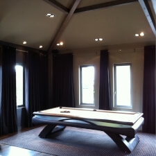 Billard Toulet Bitalis Snooker table installed.