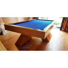The Houdini in Oak with a Royal Blue cloth
