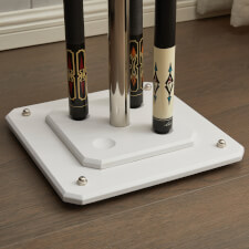 The Slim cue stand in white.