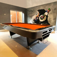 A Pureline LA pro American With Orange Cloth