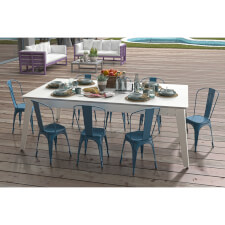 Caraibes as a dinning table