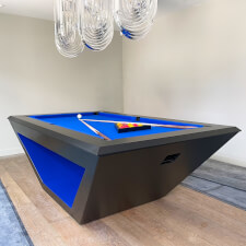 The Rameses table with royal blue cloth