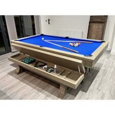 The Georgia with open accessory bench.
