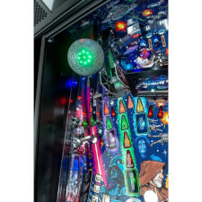 Star Wars Comic Art Pro pinball playfield.