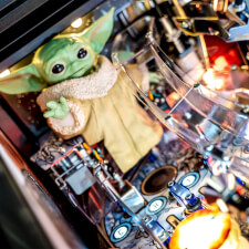 The Mandalorian Pro pinball machine character.