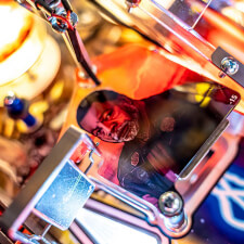 The Mandalorian Premium pinball artwork.