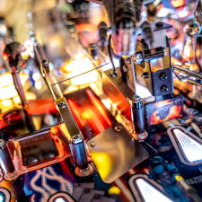 The Mandalorian Premium pinball cabinet details.