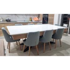 The Spider Slate Bed pool table with chairs.