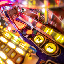 The Stern Premium pinball features.