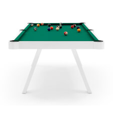 Teh Etoile pool table.