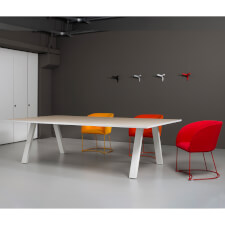 The Grasshopper tennis table with chairs.